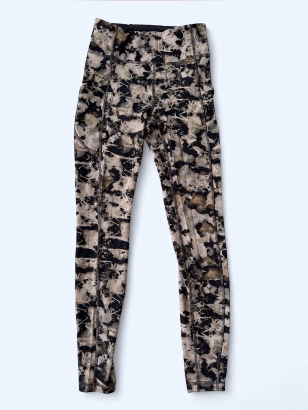 Lululemon Tie-Dye Align Leggings - Black & Cream. Size 2.